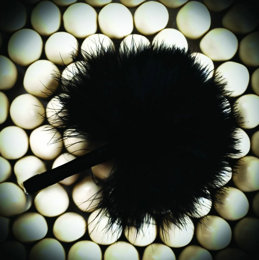 Bijoux Indiscrets Tickle Me Tickler Black — zdjęcie 2